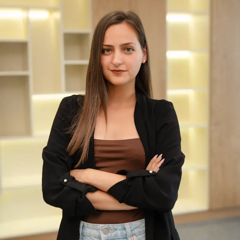 Николетa Иванова-image